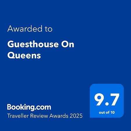 Guesthouse On Queens Oneroa エクステリア 写真