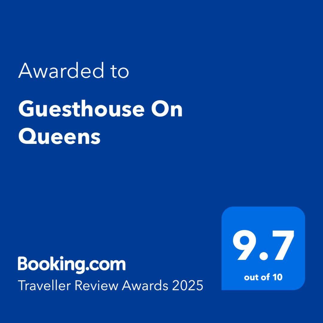 Guesthouse On Queens Oneroa エクステリア 写真